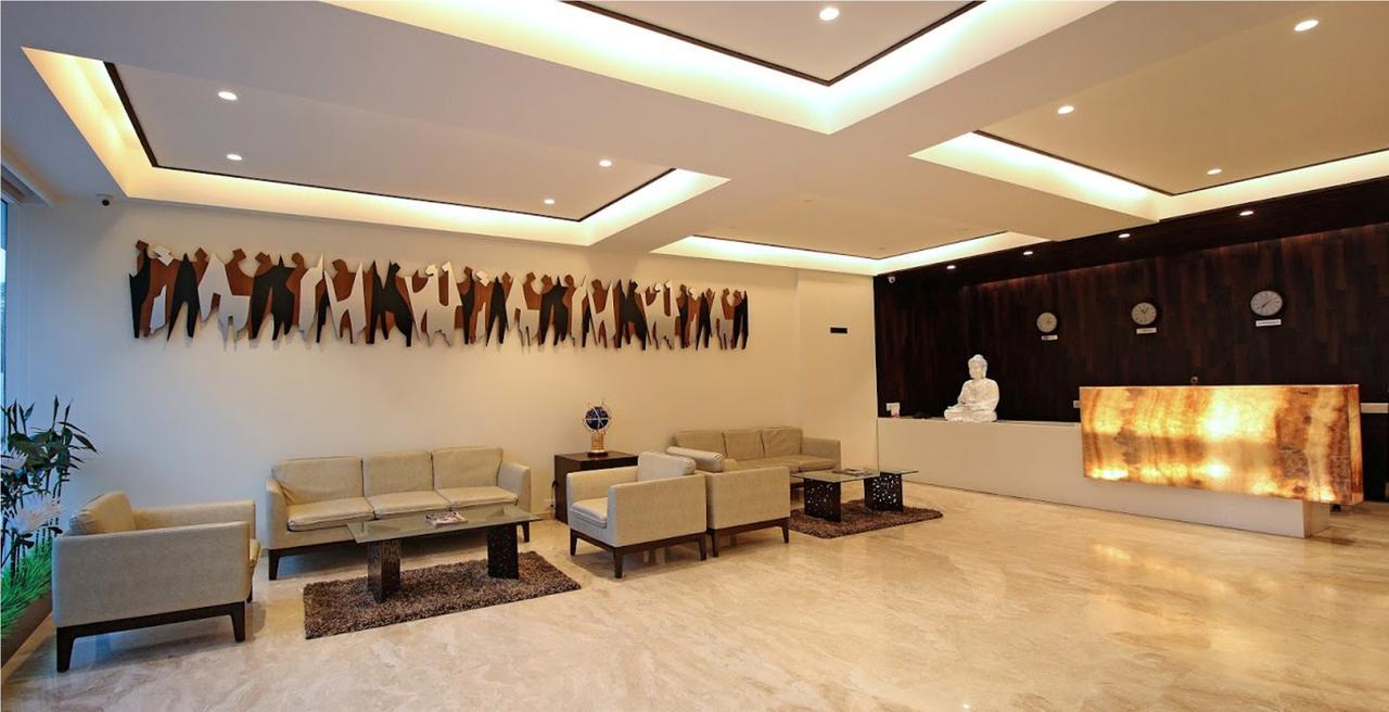 Hotel German Palace Near To Airport Gandhinagar Eksteriør billede